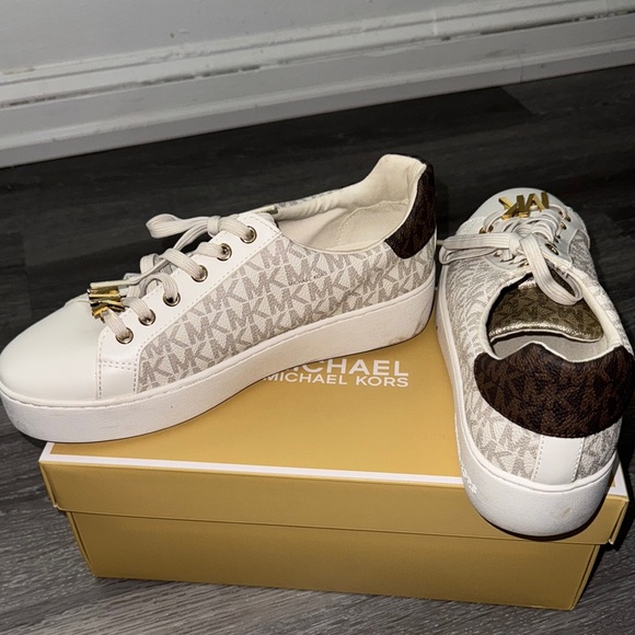 Michael Kors Cream and Brown Sneakers with Monogram Design - Picture 1 of 4